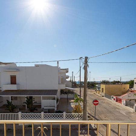 Appartamento Fronte Mare E Spiaggia 托雷莫泽 外观 照片