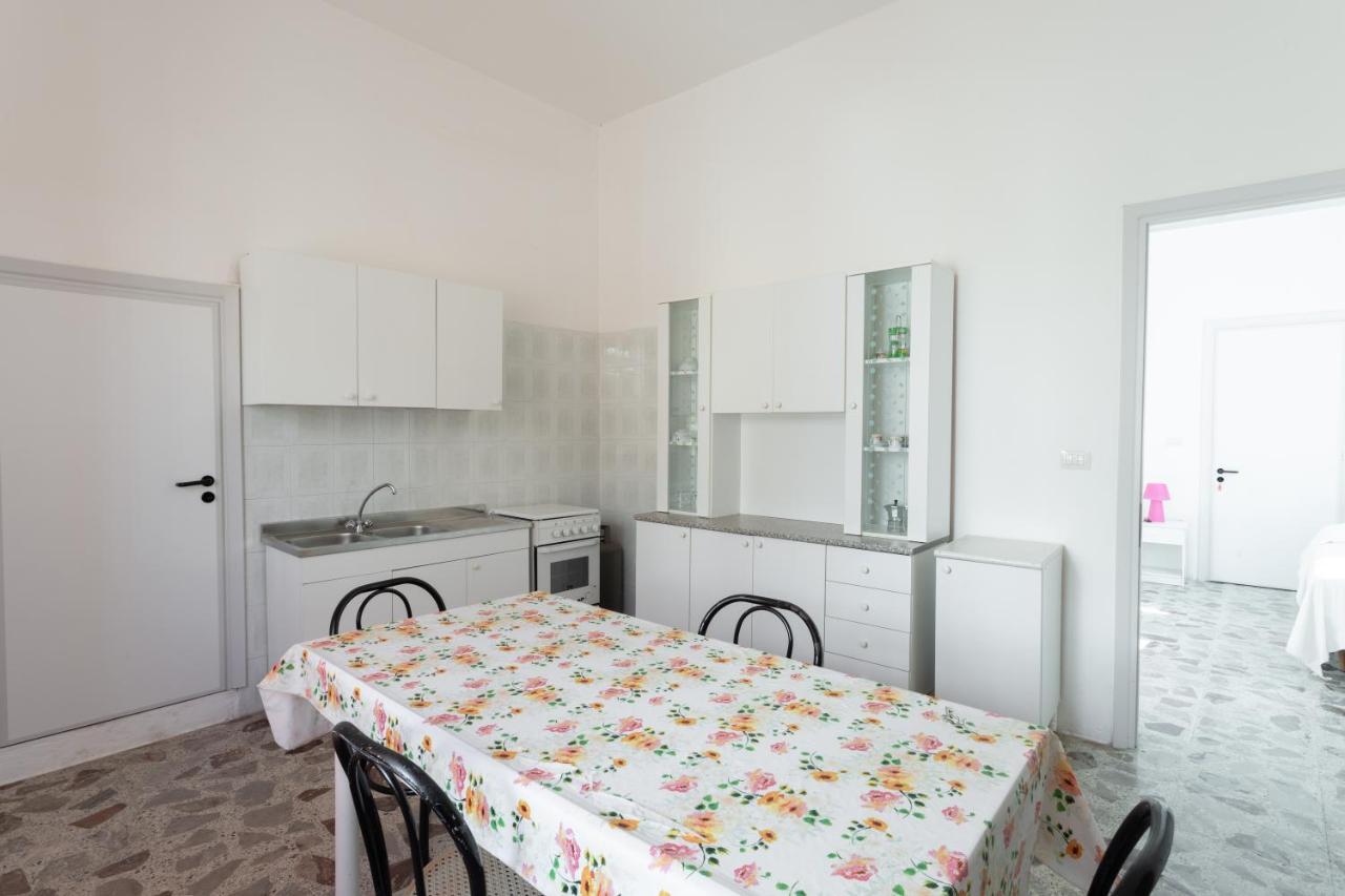 Appartamento Fronte Mare E Spiaggia 托雷莫泽 外观 照片